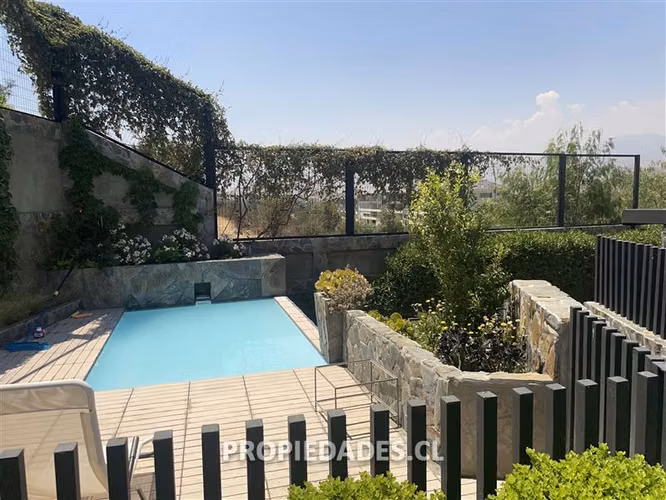 Casa en condominio en Venta en Colina