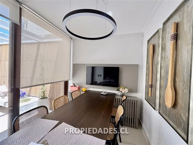 Casa en condominio en Venta en Lo Barnechea