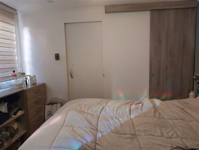 Linda Casa en venta de 4D y 2B. remodelada, Lampa