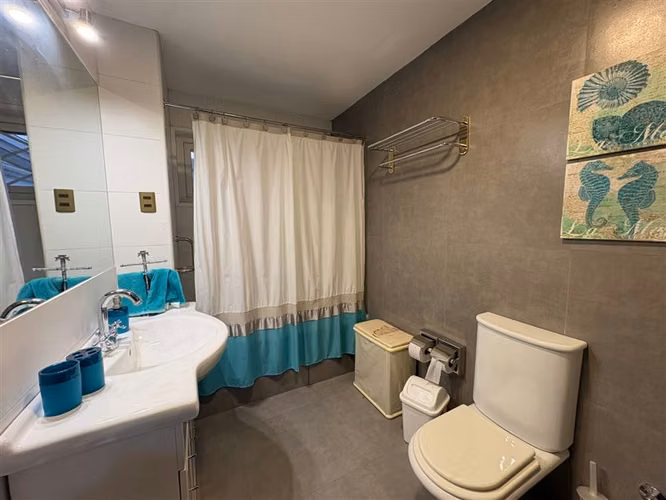HERMOSA Y ELEGANTE PROPIEDAD 4D 2B SECTOR NORTE