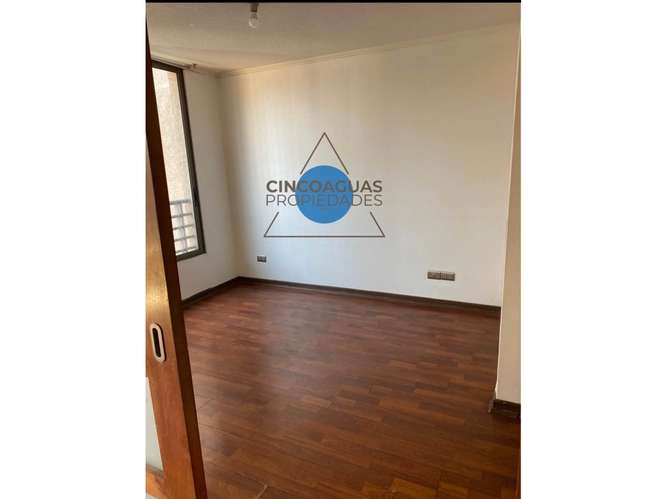 Departamento a pasos de Metro Santa Isabel - Imagen 6