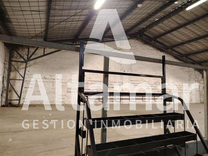 LOCAL COMERCIAL Juan Agustin Alcalde