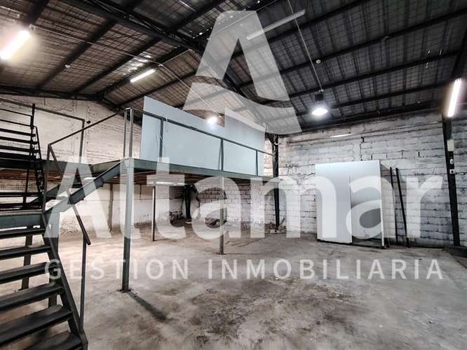 LOCAL COMERCIAL Juan Agustin Alcalde