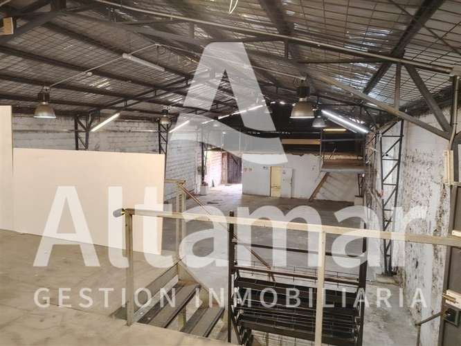 LOCAL COMERCIAL Juan Agustin Alcalde