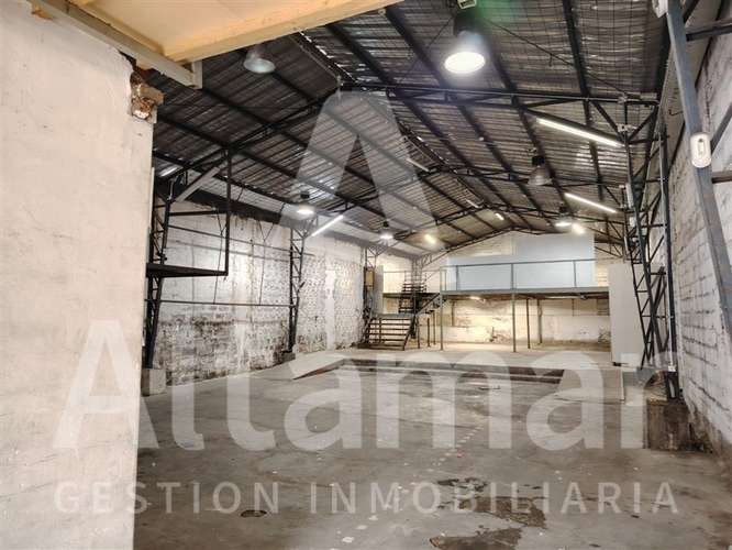 LOCAL COMERCIAL Juan Agustin Alcalde