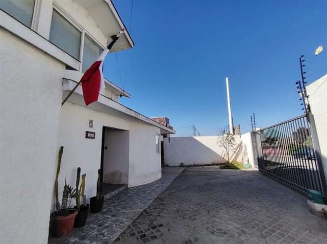 CASA CON AVDA. AMANECER - Imagen 2