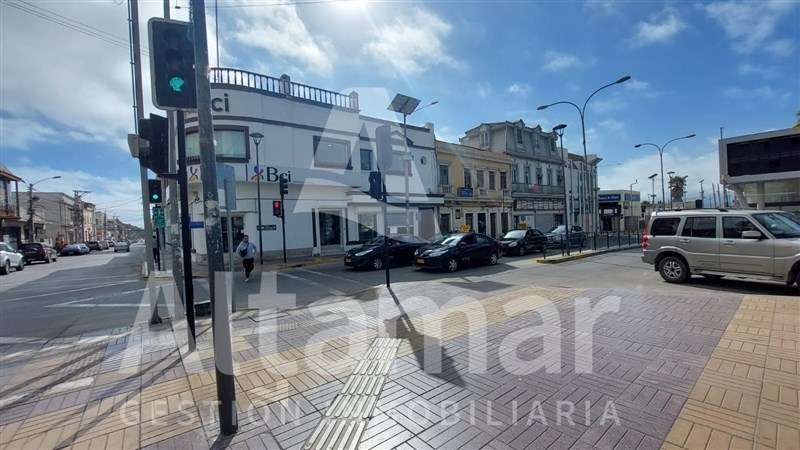 LOCAL COMERCIAL Aldunate esquina Las Heras