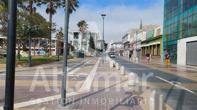 LOCAL COMERCIAL Aldunate esquina Las Heras
