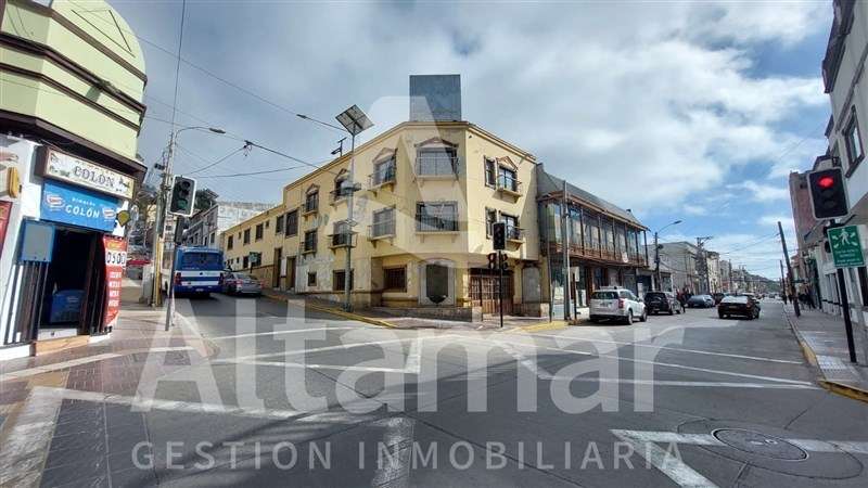 LOCAL COMERCIAL Aldunate esquina Las Heras