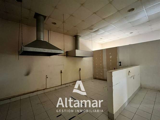 LOCAL COMERCIAL Unimarc Regimiento Arica