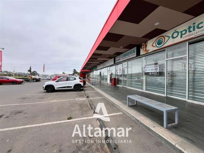 LOCAL COMERCIAL Unimarc Regimiento Arica