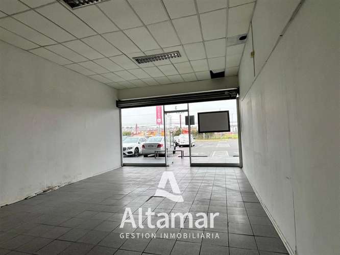 LOCAL COMERCIAL Unimarc Regimiento Arica