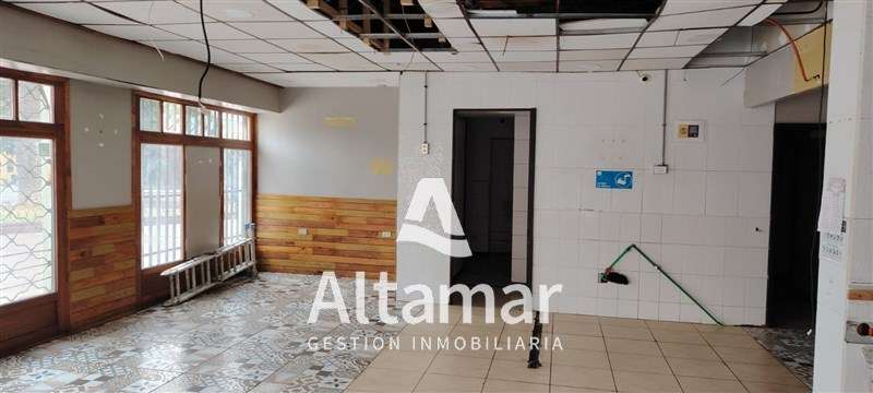 LOCAL COMERCIAL Aldunate frente a plaza de Armas de Coquimbo