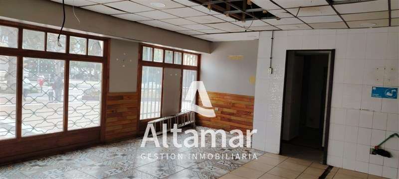 LOCAL COMERCIAL Aldunate frente a plaza de Armas de Coquimbo