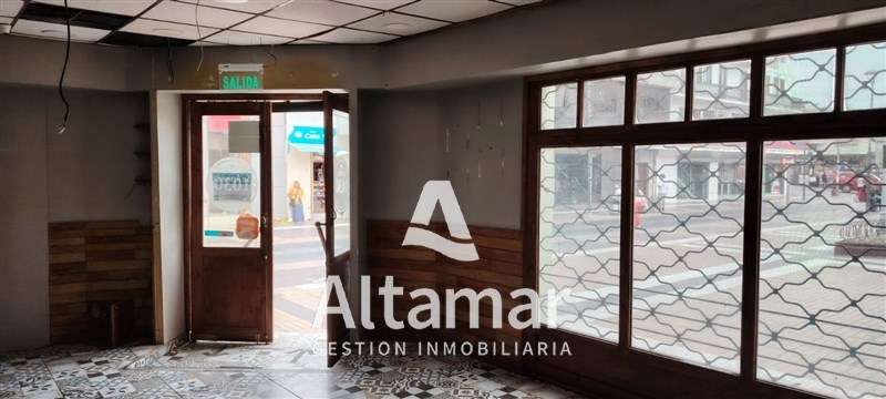 LOCAL COMERCIAL Aldunate frente a plaza de Armas de Coquimbo