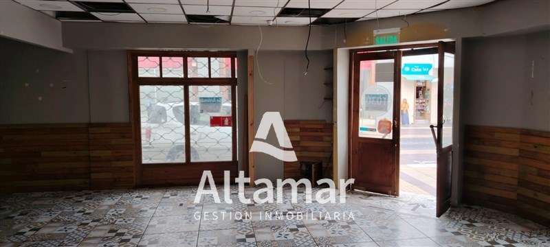 LOCAL COMERCIAL Aldunate frente a plaza de Armas de Coquimbo