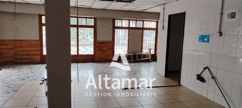 LOCAL COMERCIAL Aldunate frente a plaza de Armas de Coquimbo