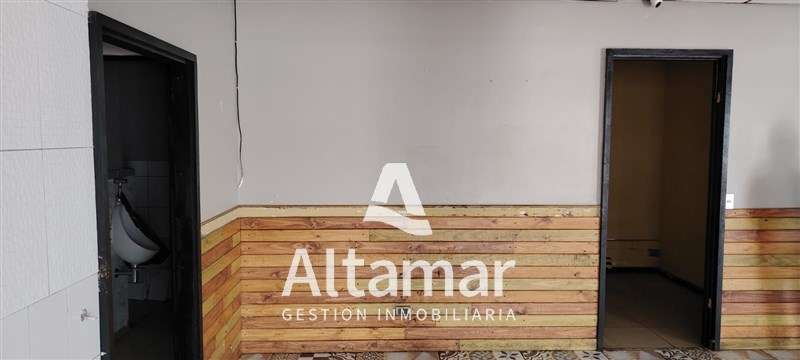 LOCAL COMERCIAL Aldunate frente a plaza de Armas de Coquimbo