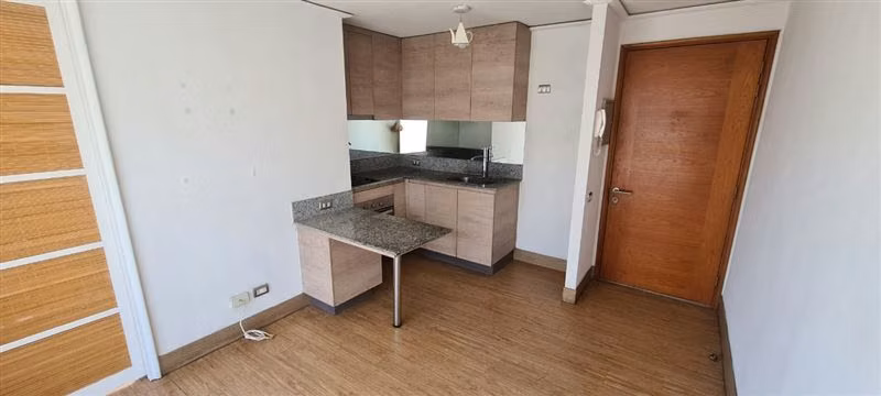 arriendo depto 1D1B1E, O. Oriente, Metro Las Torres, Macul - Imagen 3