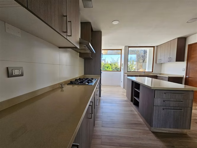 Casa en venta en parcela Algarrobal de Chicureo