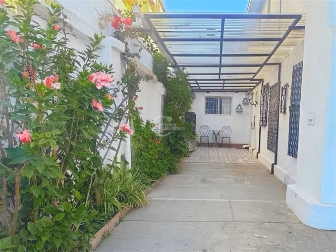 Casa en arriendo de 3 dorm.Barrio Poniente en Viña del Mar