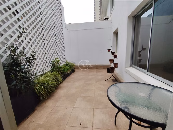 Casa en arriendo de 3 dorm.Barrio Poniente en Viña del Mar