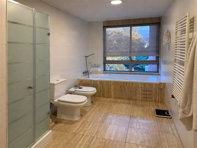 Gran departamento en venta Lo Barnechea / Portal La Dehesa
