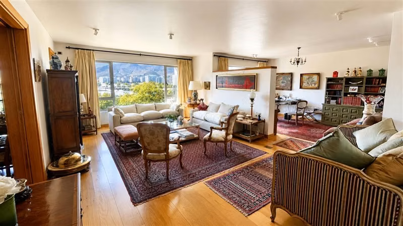 Gran departamento en venta Lo Barnechea / Portal La Dehesa