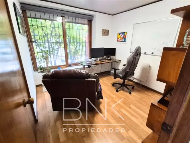 Casa en arriendo de 4 dorm. en La Reina