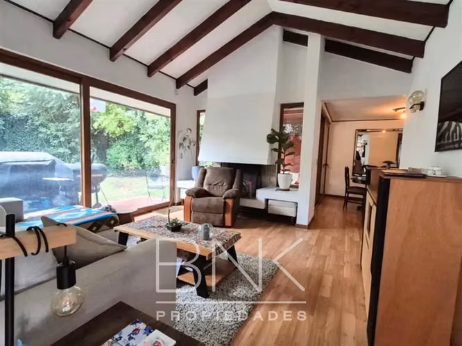 Casa en arriendo de 4 dorm. en La Reina