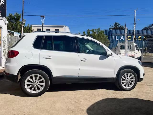 VOLKSWAGEN TIGUAN SPORT TSI 4X4 2.0 AUT