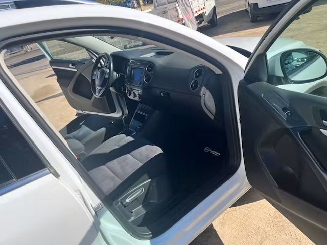 VOLKSWAGEN TIGUAN SPORT TSI 4X4 2.0 AUT