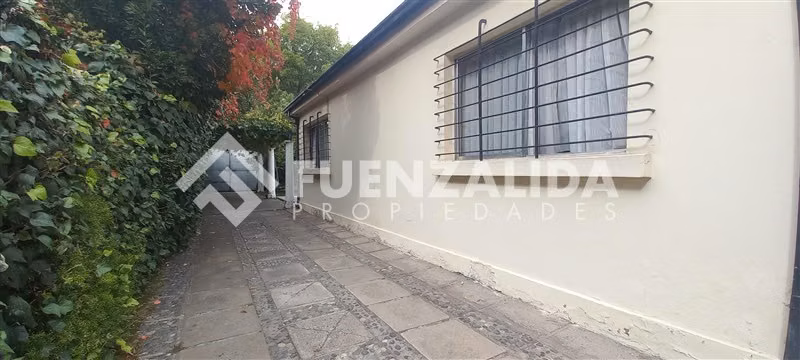 Casa en venta de 5 dorm. en La Reina