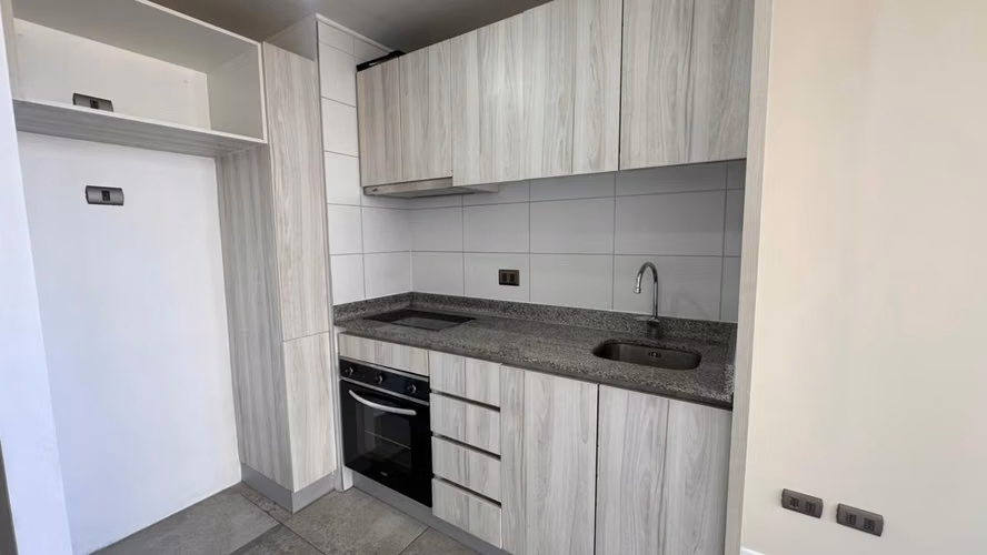 Departamento En Arriendo En Estación Central de 1D+1B / 50% de dscto el primer mes