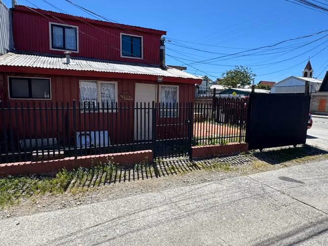 Se vende casa habitación en sector Hospital.