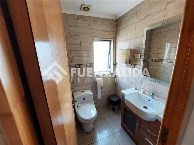 Terreno Oficina 1.734 m2 en venta en La Cisterna