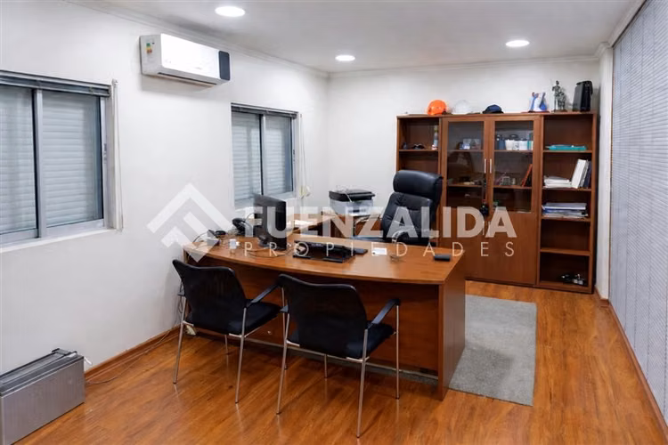 Terreno Oficina 1.734 m2 en venta en La Cisterna