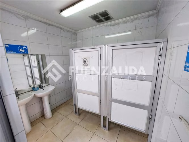 Terreno Oficina 1.734 m2 en venta en La Cisterna