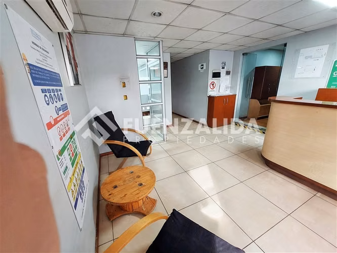 Terreno Oficina 1.734 m2 en venta en La Cisterna