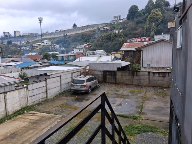 Se vende terreno con oficinas en el corazón comercial de Puerto Montt