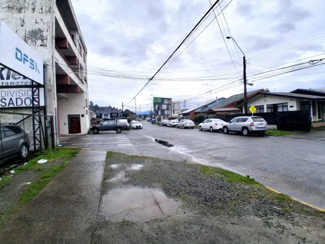 Se vende terreno con oficinas en el corazón comercial de Puerto Montt