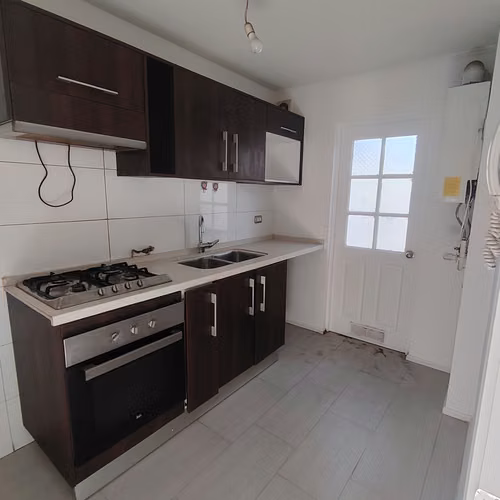 Arriendo céntrica casa en Quilpué - Imagen 9
