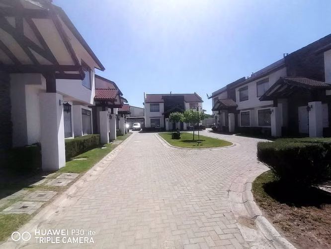 Arriendo céntrica casa en Quilpué - Imagen 14