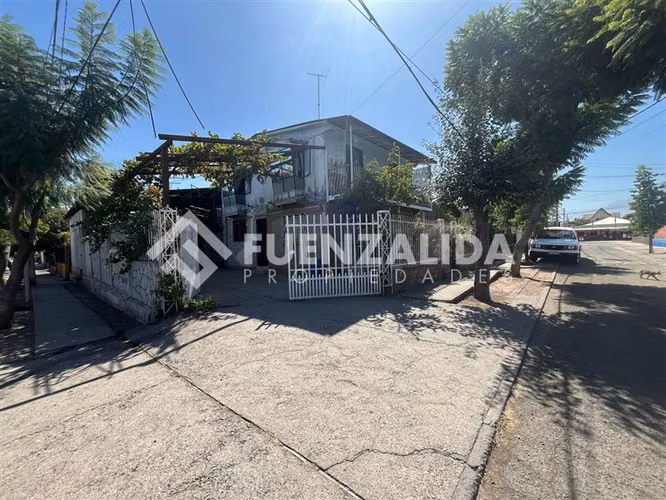 Casa en venta de 4 dormitorios en Puente Alto, APA