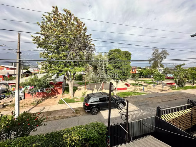 CASA DE DOS PISOS EN METRO LOS QUILLAYES (159824)