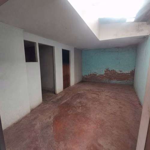 Venta de Amplia Casa  (159829)