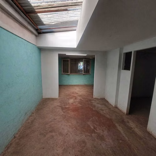 Venta de Amplia Casa  (159829)