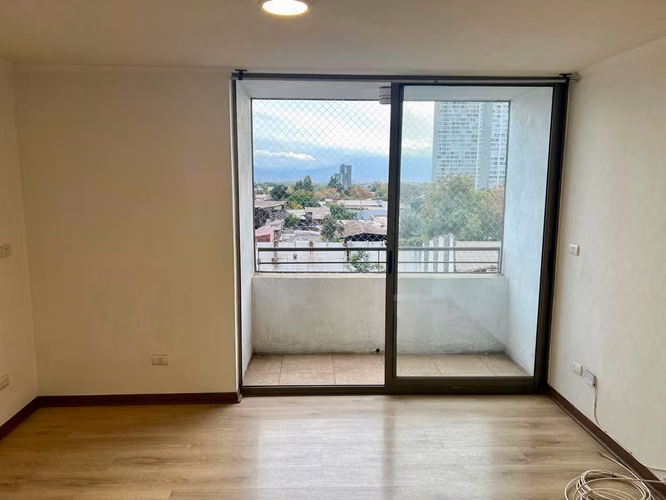 Excelente departamento estudio en Arriendo sector tranquilo Estación Central - Imagen 1