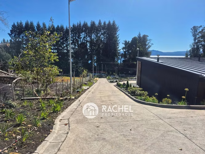 SE ARRIENDAN CASAS CON VISTAS AL LAGO SALIDA VILLARRICA-PUCÓN