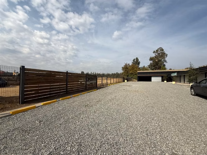 LOCAL COMERCIAL Local Comercial en arriendo La Punta, Mostazal
